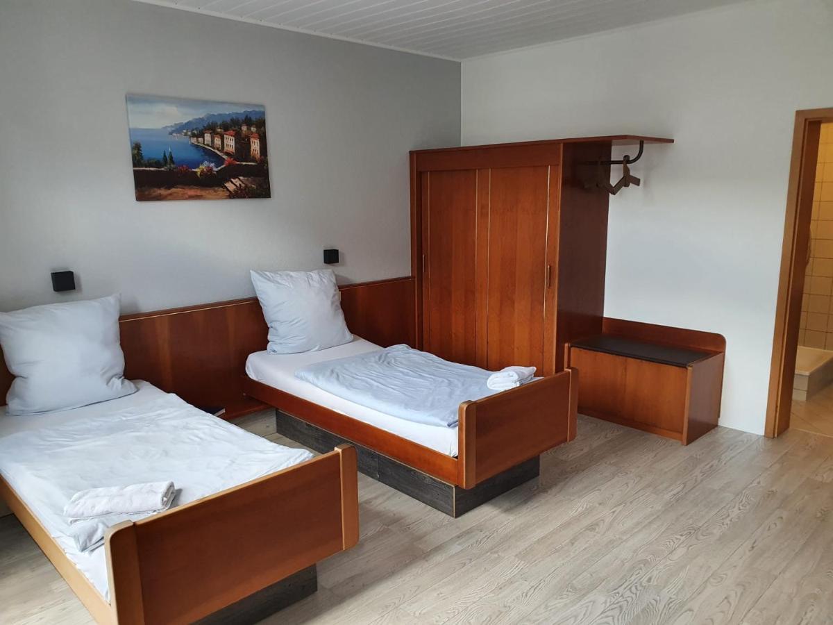 Stay2Night Hotel Dillingen an der Saar Eksteriør billede